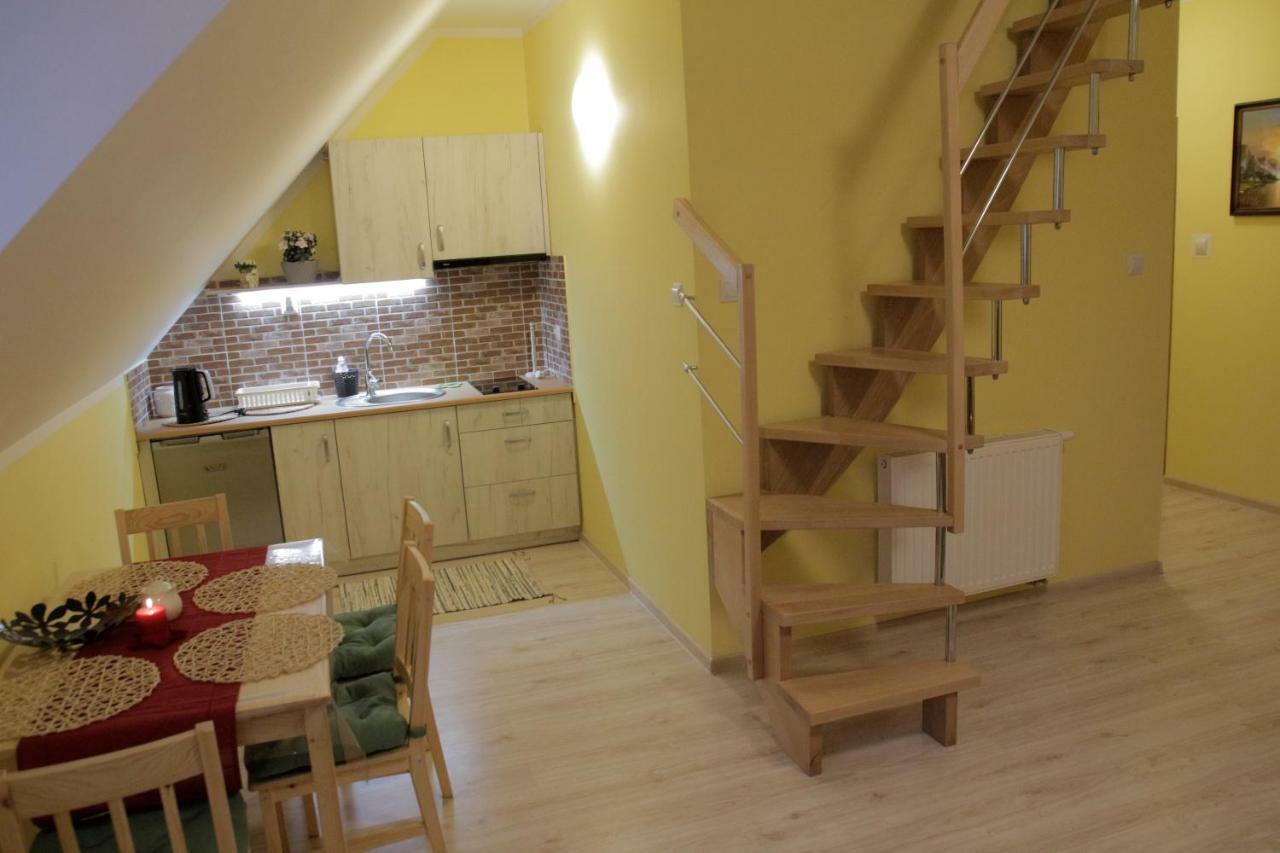 Apartamenty Nad Gorska Rzeka Stronie Śląskie Exteriör bild